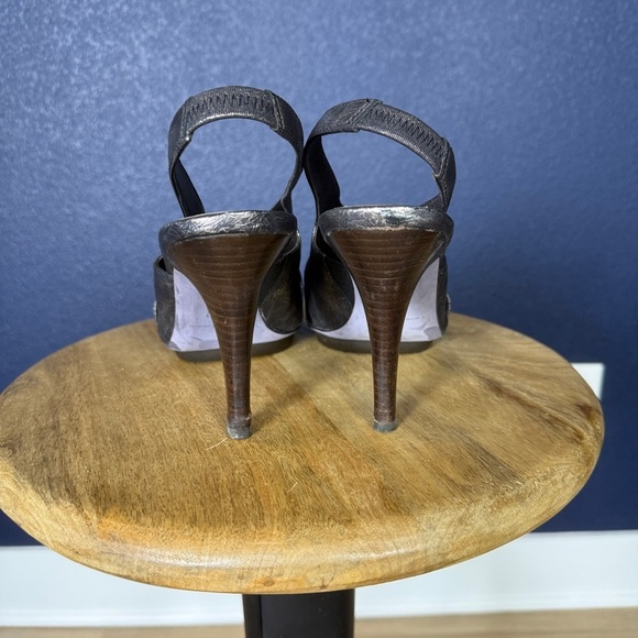 Donald J. Pliner Dark Silver Slingback Heels with Crisscross Straps, Size 11 - Picture 4 of 8